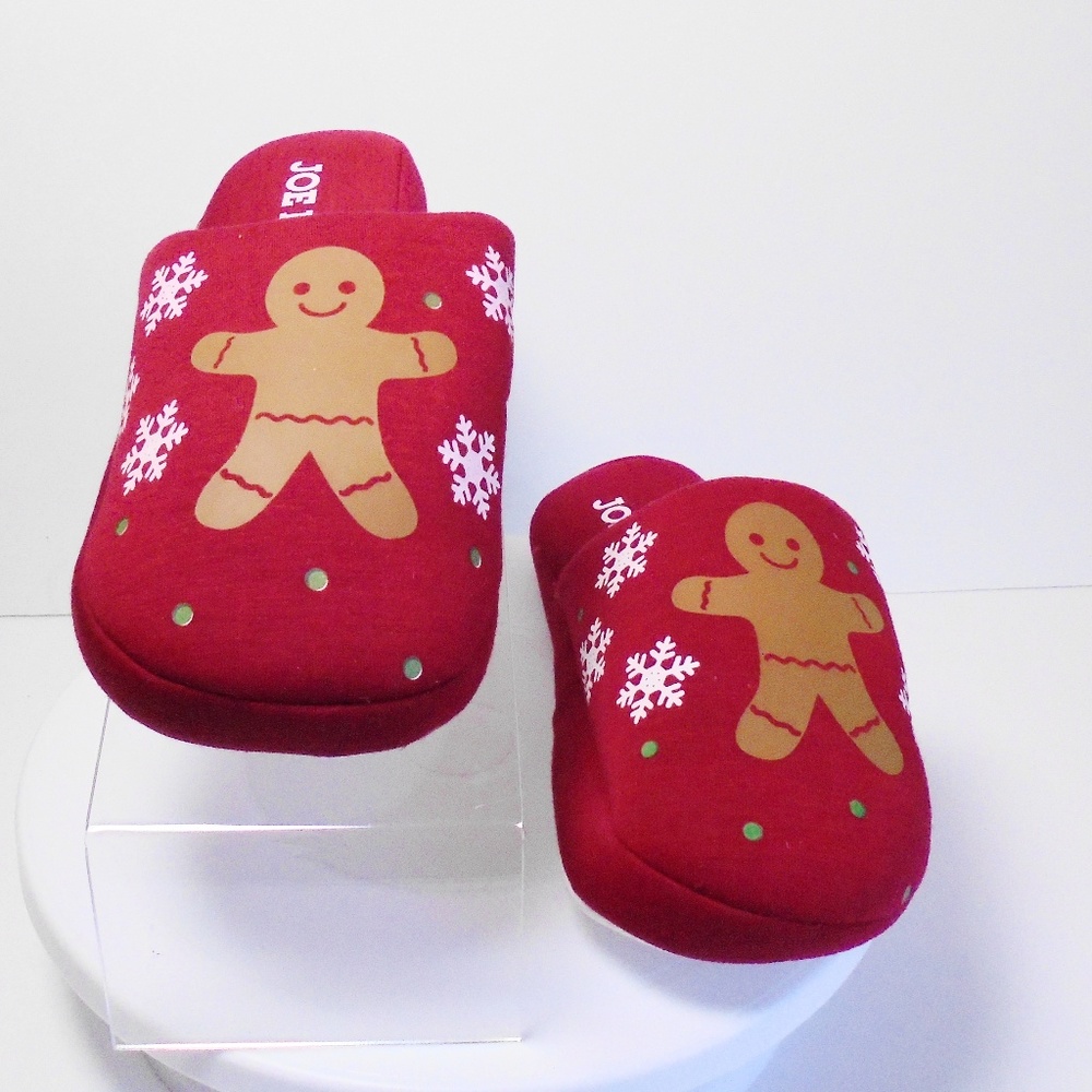 Clearance  Cute Slippers Size 7-8